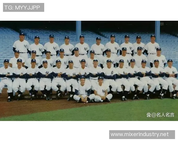 足球与篮球巨星同框合影引发粉丝热议跨界友谊展现体育精神