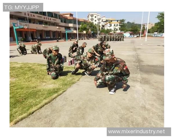 足球巨星卡通AI绘制展现激情绿茵与青春梦想